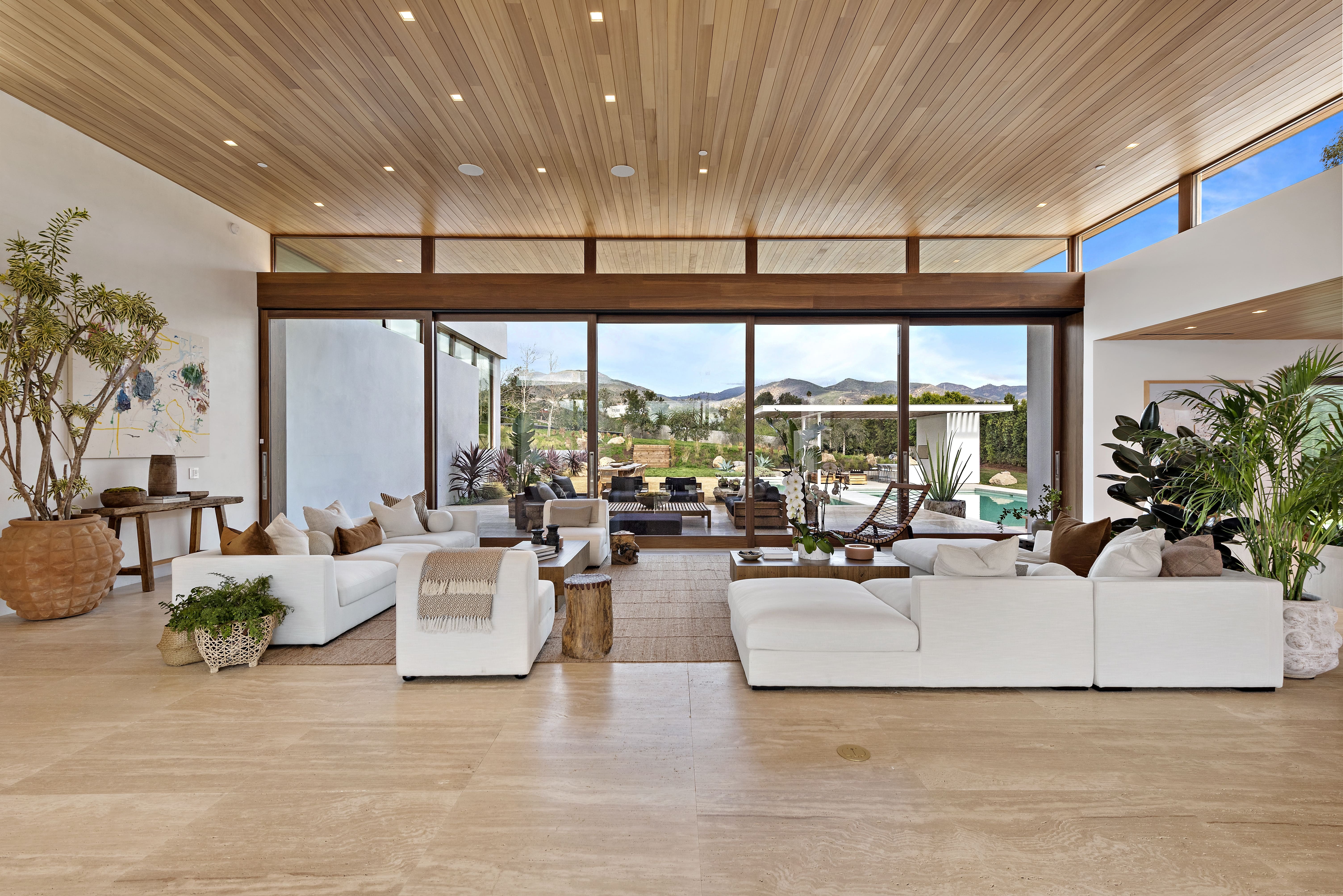 28837 Selfridge (46)