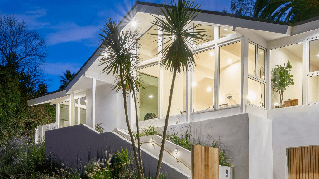 Bowmont-Dr-Beverly-Hills-1